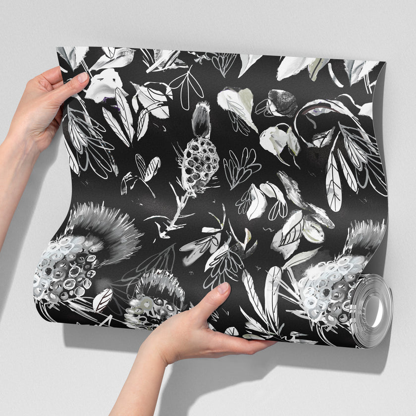 GDSL5020 Thistle Premium Peel and Stick Wallpaper Panel 26 inch Wide in Black White