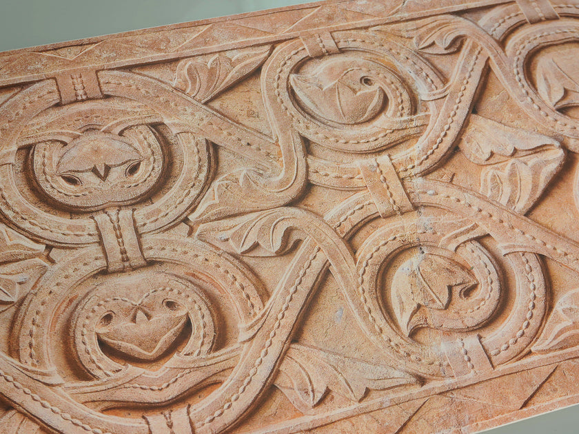 GB70011 Carved Ornamental Stone Peel and Stick Wallpaper Border 10