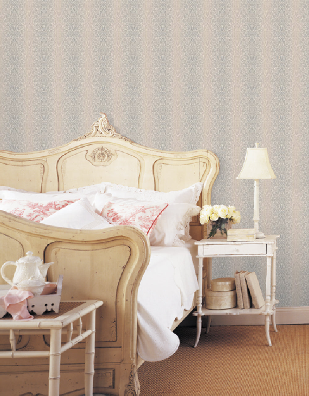 Grace & Gardenia Damask Wallpaper